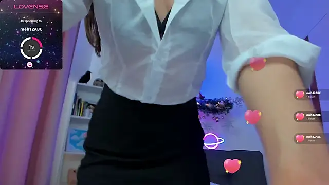 VenusIsLove  online show from 19, 12, 2025