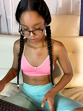 GiselleVice online show from 18, 12, 2025