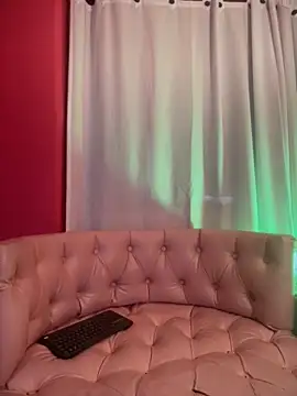 GiselleVice online show from 6, 2, 2026