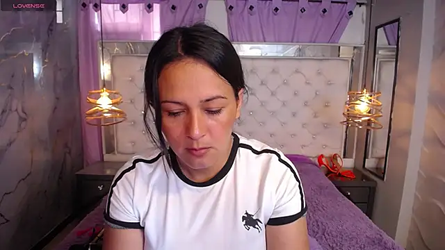 Melissa-roberts online show from 18, 11, 2025