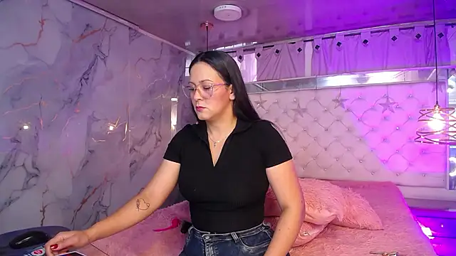 Melissa-roberts online show from 6, 3, 2026