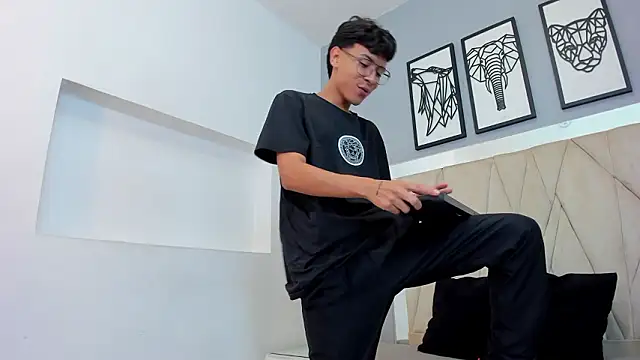 adams bobby online show from 7, 2, 2026