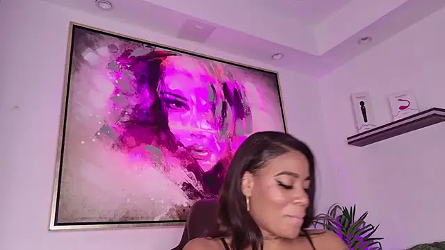 Snapshot of loana_vegas chatting on 1, 12, 2025 loana vegas online show from 1, 12, 2025