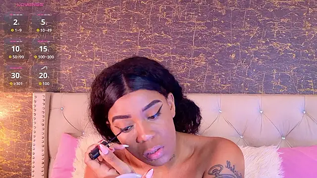 loana vegas online show from 25, 3, 2026