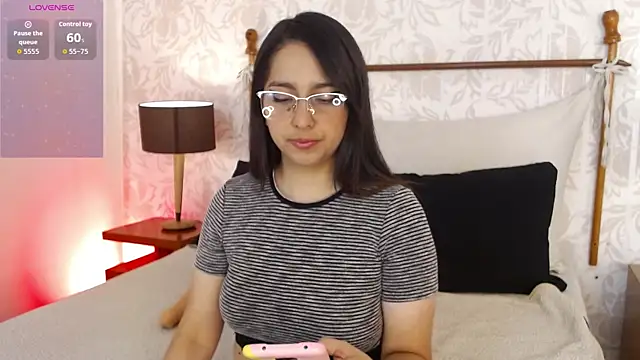 LexyBlaze  online show from 22, 11, 2025