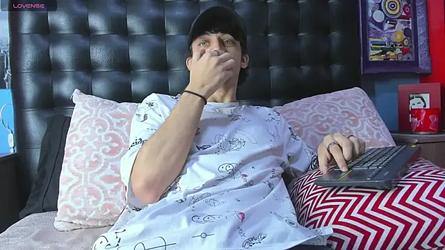 Snapshot of Khalid16_ chatting on 7, 11, 2025 Khalid16 online show from 7, 11, 2025