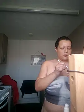 BubblesLovexox online show from 3, 11, 2025