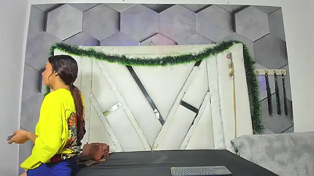 salome mio online show from 20, 12, 2025