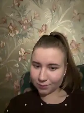 Snapshot of AleksiyaHot chatting on 4, 2, 2026 AleksiyaHot online show from 4, 2, 2026