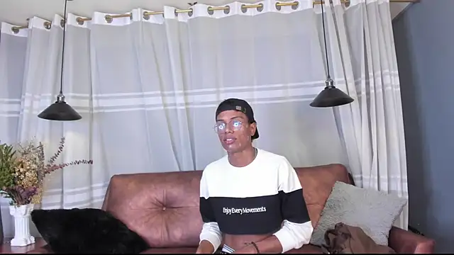 Suckdream1 online show from 29, 10, 2025