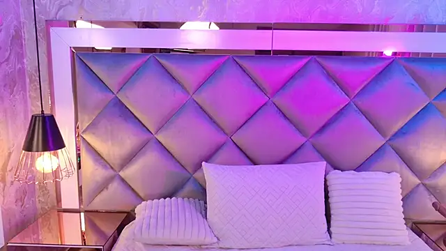 Snapshot of _giggy_2 chatting on 28, 11, 2025 giggy 2 online show from 28, 11, 2025