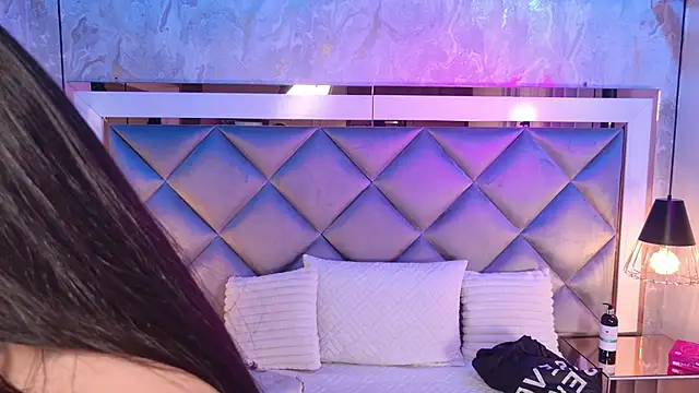 Snapshot of _giggy_2 chatting on 18, 11, 2025 giggy 2 online show from 18, 11, 2025