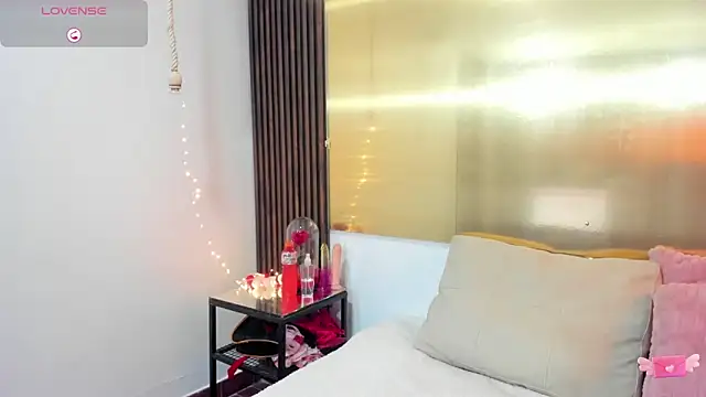 LunaaMorena online show from 11, 11, 2025