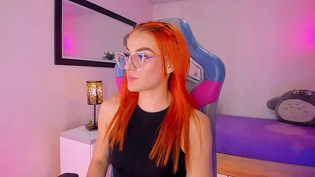 celeste blazze  online show from 8, 1, 2026