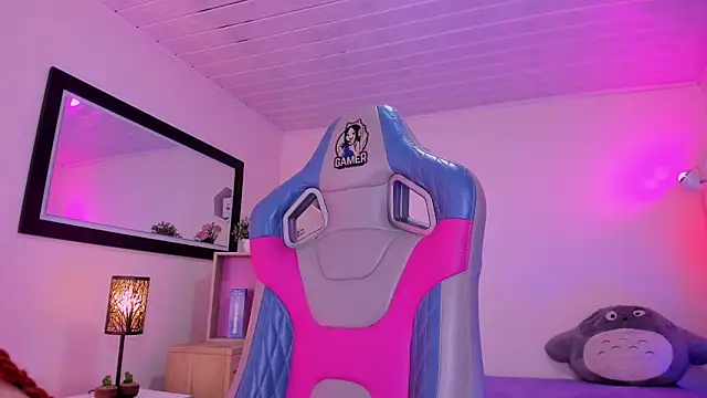 celeste blazze  online show from 20, 3, 2026