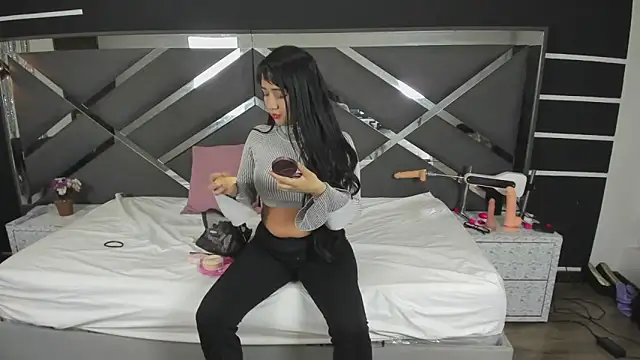 ScarlettParker online show from 6, 11, 2025