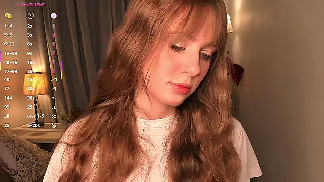 TessaStruble online show from 30, 11, 2025