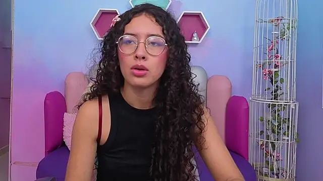 Sasha-Monroe online show from 5, 11, 2025