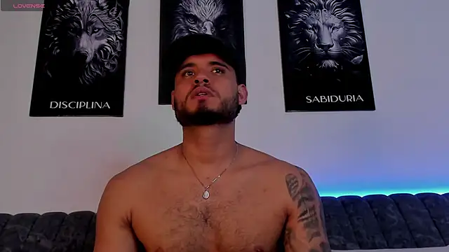 AUSTINN TORRES online show from 28, 5, 2026