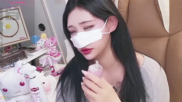 Milk Sola online show from 31, 5, 2026