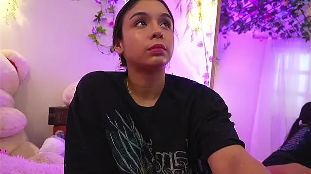 ISA NIXON online show from 27, 11, 2025