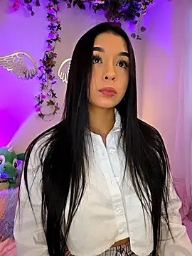 ISA NIXON online show from 25, 11, 2025