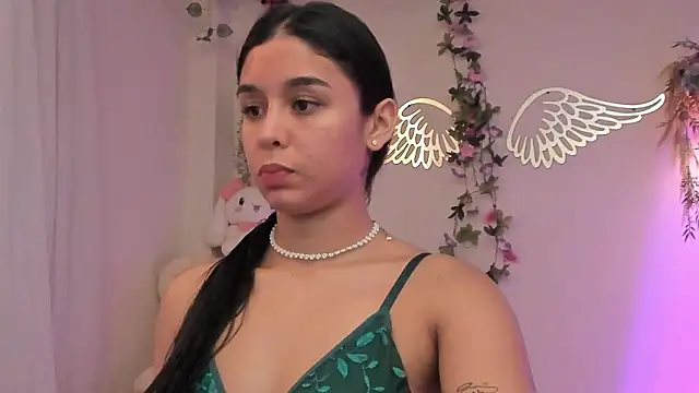 ISA NIXON online show from 6, 2, 2026