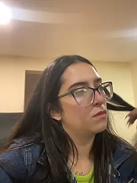 Kloe Novoa online show from 27, 3, 2026