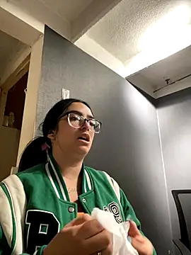 Kloe Novoa online show from 17, 11, 2025