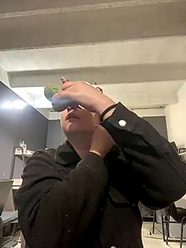 Kloe Novoa online show from 16, 12, 2025