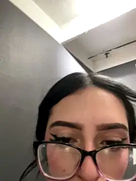 Kloe Novoa online show from 13, 12, 2025