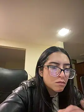 Kloe Novoa online show from 9, 4, 2026