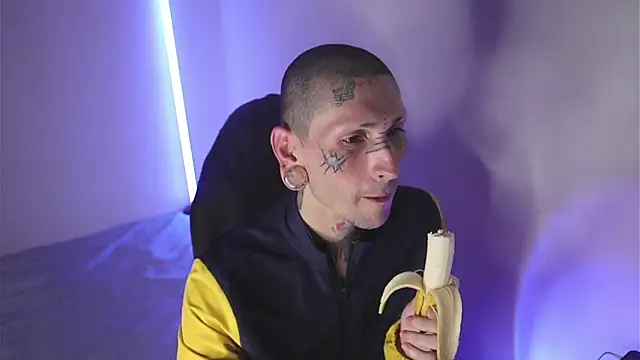 TokyoHatsumoto online show from 8, 2, 2026