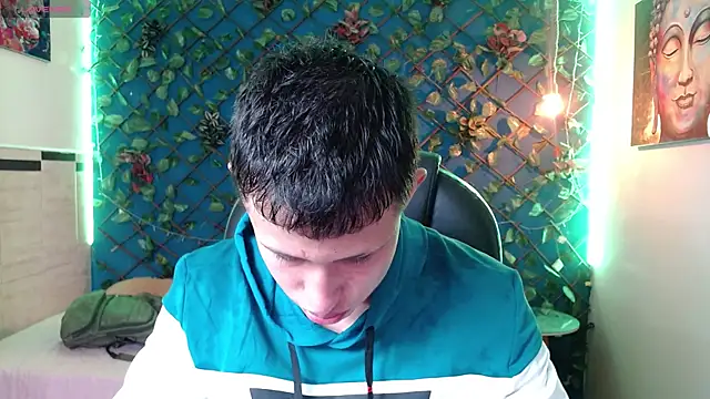 Garuo 18 online show from 15, 11, 2025