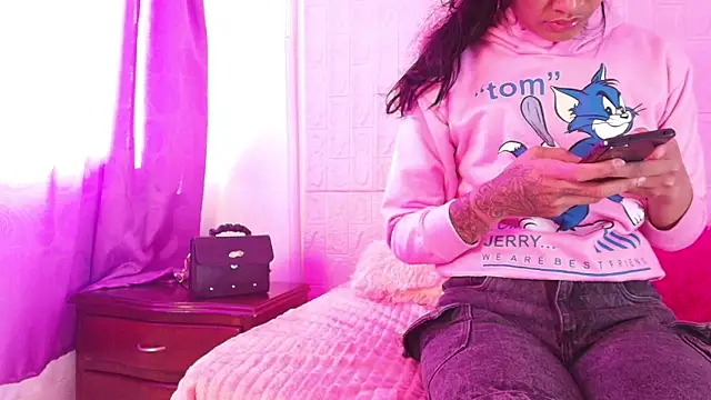 Skinny Nasty Dirty online show from 19, 11, 2025