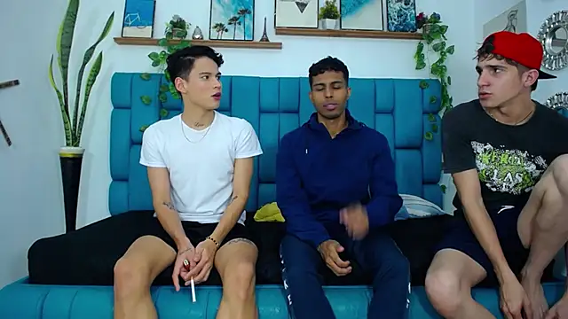 Hot Boys Latinos X online show from 4, 11, 2025