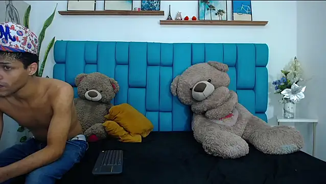 Snapshot of Hot_Boys_Latinos_X chatting on 24, 2, 2026 Hot Boys Latinos X online show from 24, 2, 2026