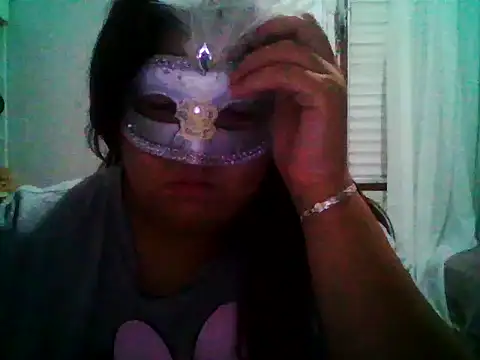 Snapshot of crazzyanne chatting on 1, 12, 2025 crazzyanne online show from 1, 12, 2025