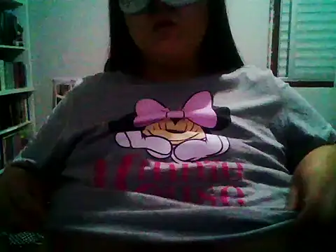 Snapshot of crazzyanne chatting on 12, 11, 2025 crazzyanne online show from 12, 11, 2025