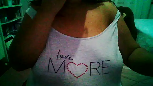 Snapshot of crazzyanne chatting on 8, 2, 2026 crazzyanne online show from 8, 2, 2026