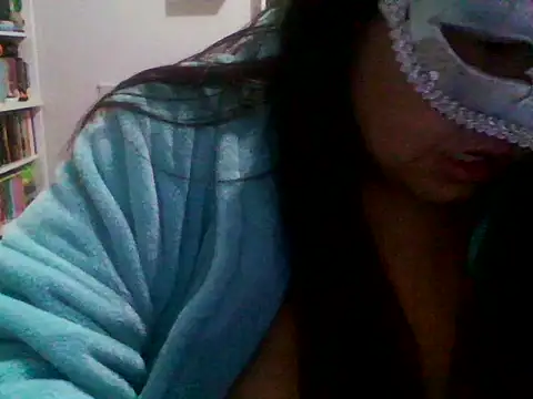 Snapshot of crazzyanne chatting on 10, 11, 2025 crazzyanne online show from 10, 11, 2025