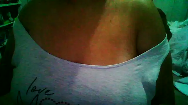 Snapshot of crazzyanne chatting on 23, 2, 2026 crazzyanne online show from 23, 2, 2026