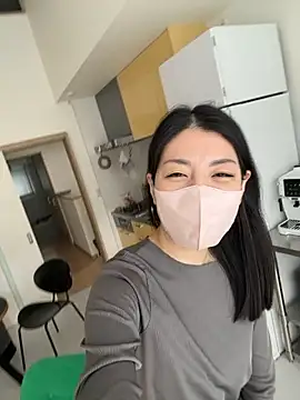 akimix xoxo online show from 18, 11, 2025