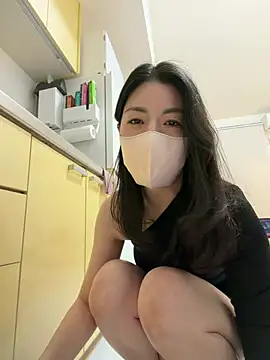 akimix xoxo online show from 6, 3, 2026