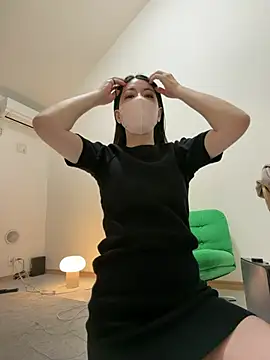 akimix xoxo online show from 16, 4, 2026