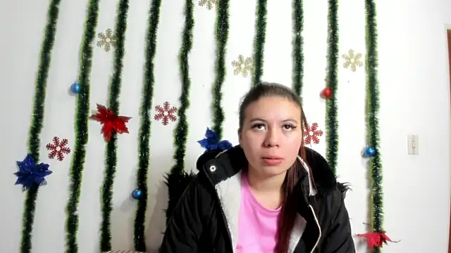 Vanessa Martinz online show from 1, 12, 2025