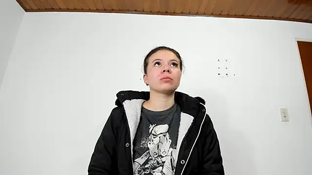 Vanessa Martinz online show from 7, 11, 2025