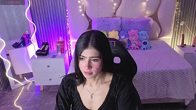 MAIILY TAY online show from 8, 1, 2026