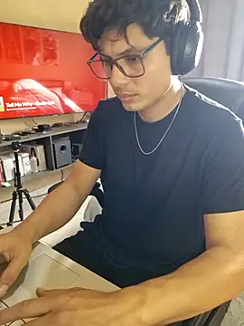 Ais B10 online show from 23, 11, 2025