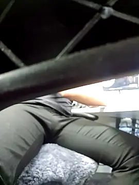 ozone1992 online show from 12, 4, 2026